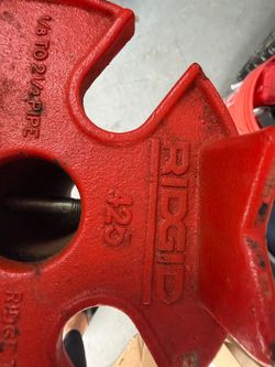 Pipe threader