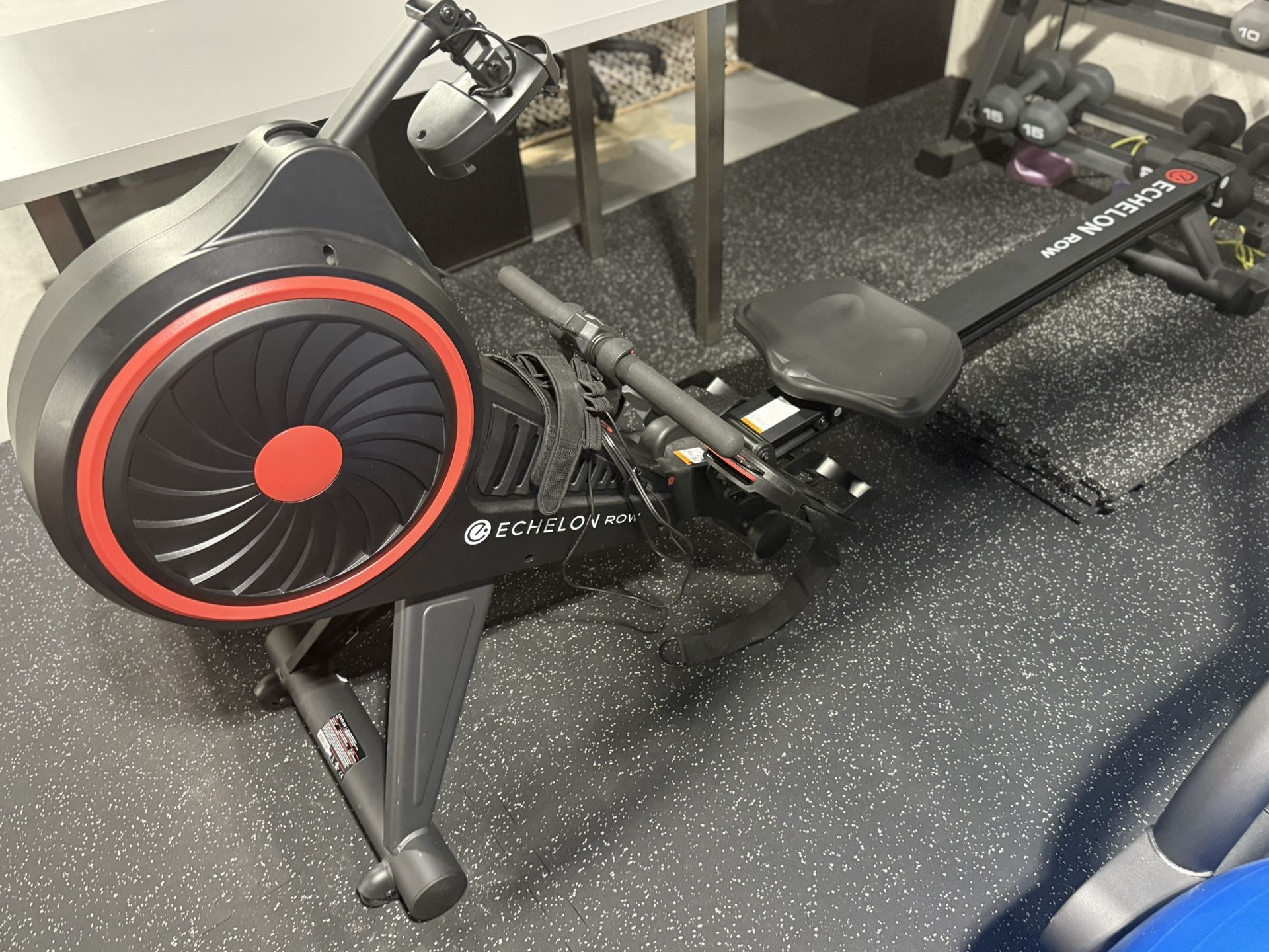 Echelon Row Machine - Like New