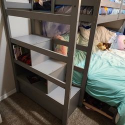 Twin Over Queen Bynk Bed W/stairs
