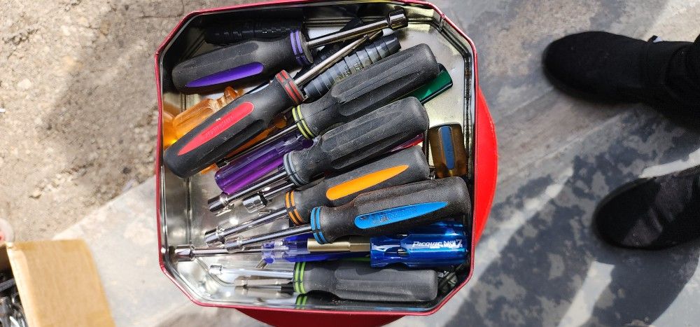 Socket Head Screwdrivers (Various Types) 