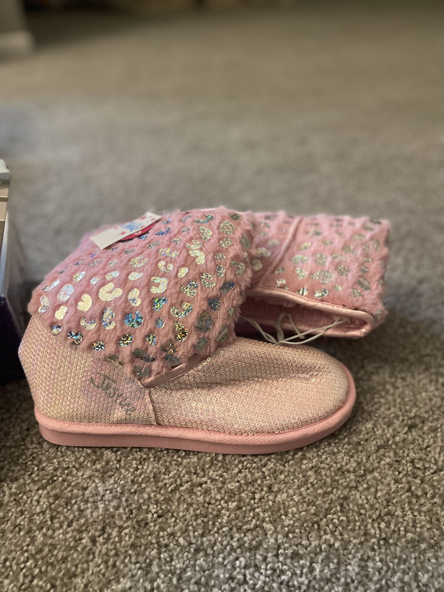 Justice Light Up Faux Fur Boots white new 