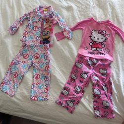 Girls Fleece Pajamas Size 4T Hello Kitty And Minions