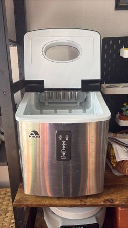 Igloo Icemaker