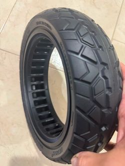 Tubeless tire 11x2.75