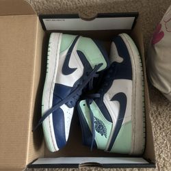 jordan 1’s for sale ! need gone asap