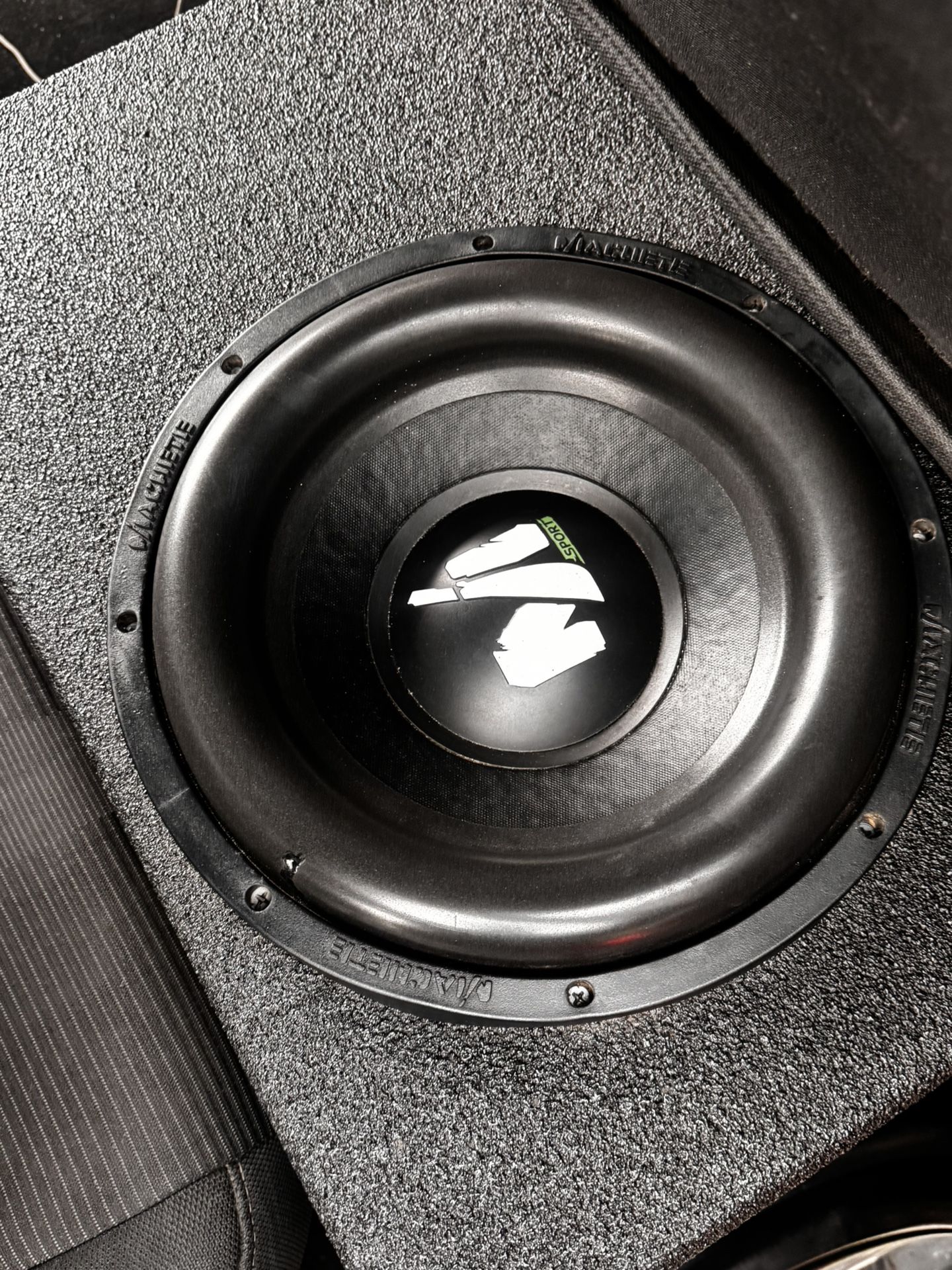 12 Inch Deaf Bonce Subwoofer With Q Bomb Box