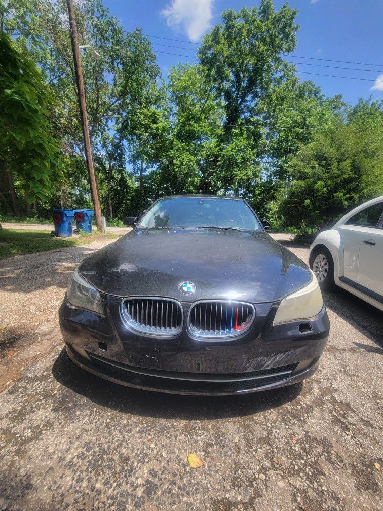 2008 BMW 528i