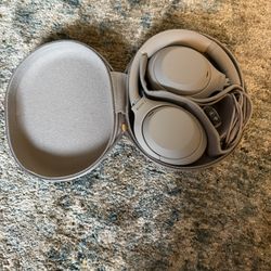 Sony WH-1000XM4