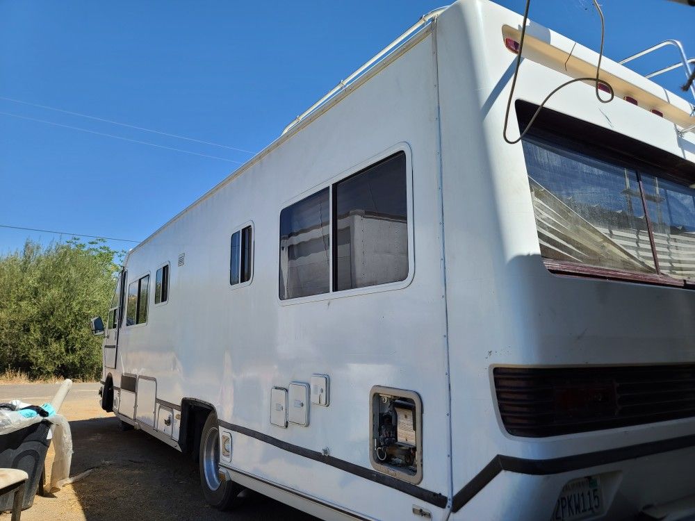 Motor Home 