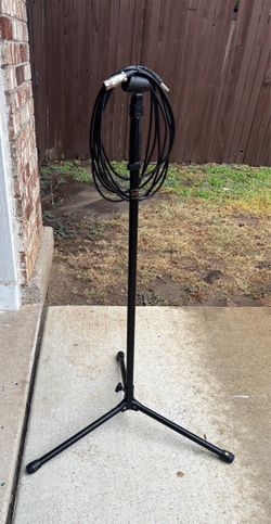 Microphone Stand & Chord