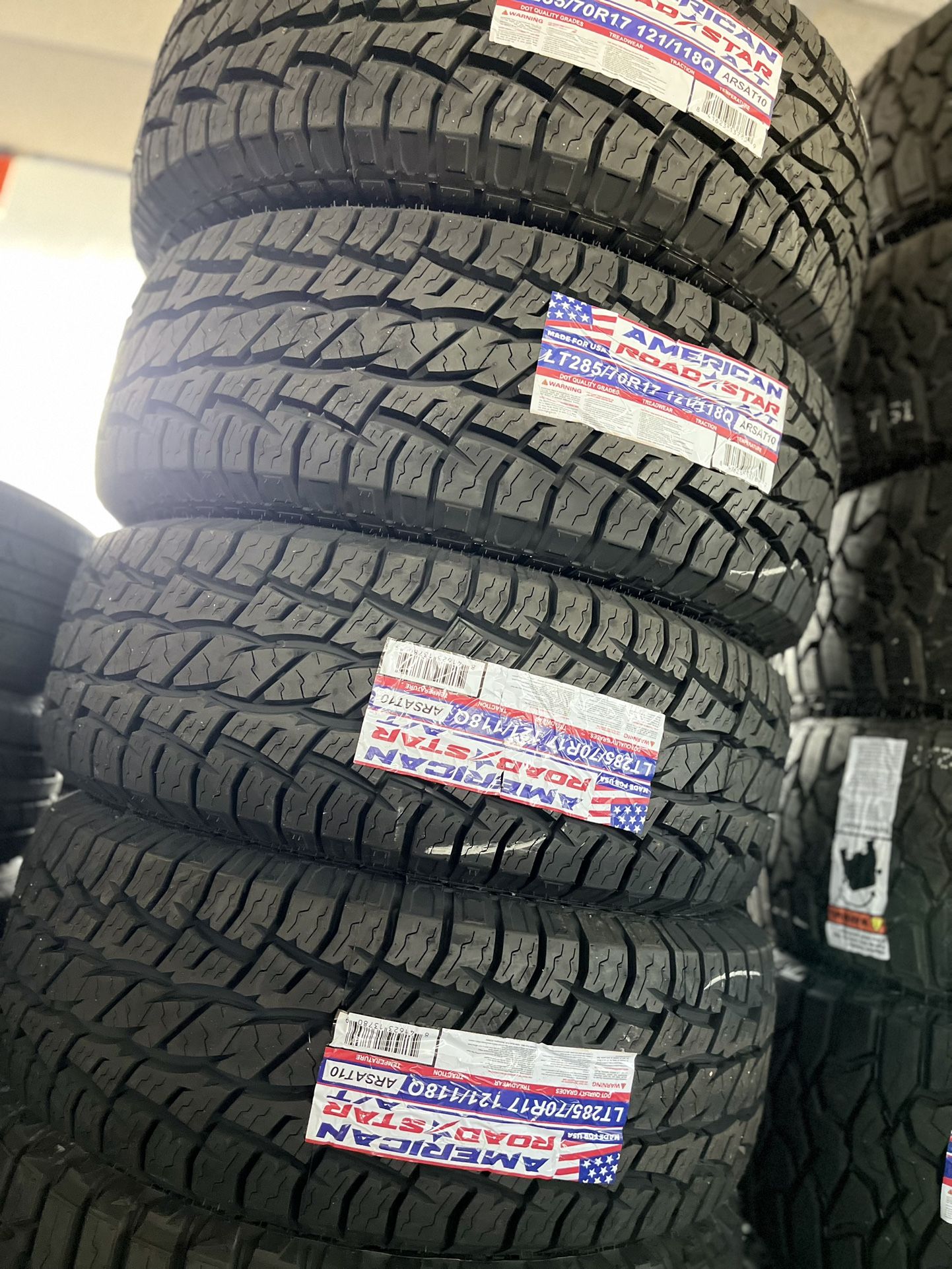 Vendo Set De llantas 285/70/R17 American Taller Instaladas Y Balanceadas Las 4 Por $580