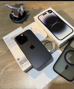 𝚒𝙿𝚑𝚘𝚗𝚎 14 pro max 𝚞𝚗𝚕𝚘𝚌𝚔𝚎𝚍 𝚠𝚒𝚝𝚑 𝚠𝚊𝚛𝚛𝚊𝚗𝚝𝚢