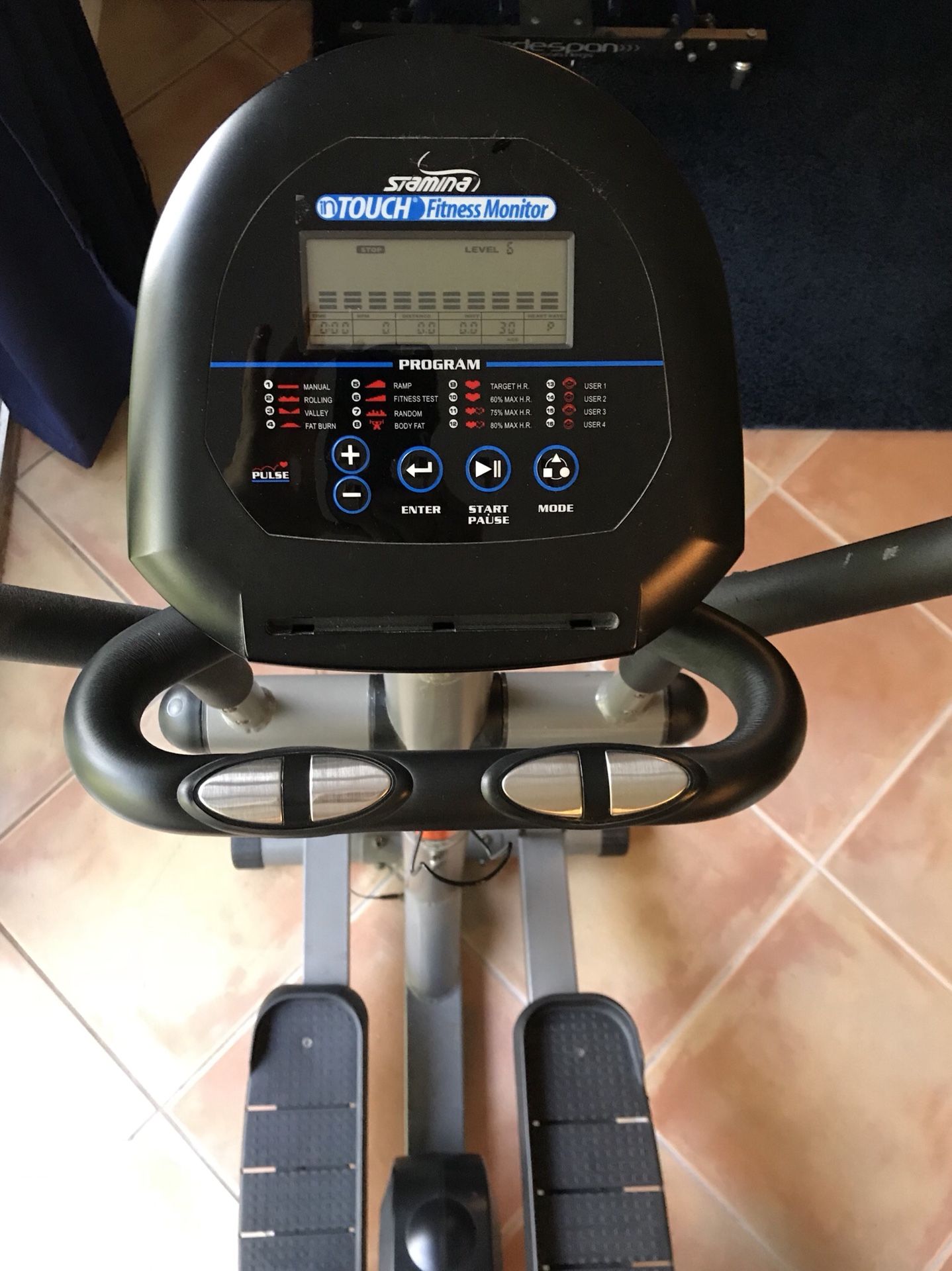 Stamina InTouch Elliptical Programmable Exercise machine NICE!!