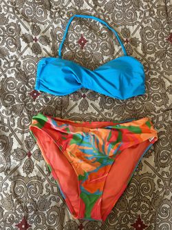 Forever 21 Bikini Large