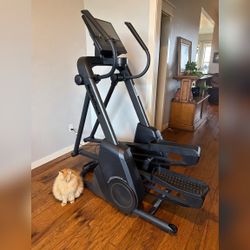 NordicTrack X16 Elliptical - Very Good - 2024 - Seminole, OK