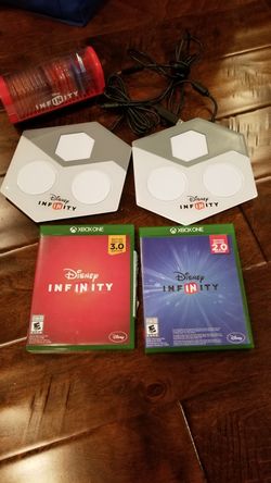 Disney infinity game package, over 35 pieces