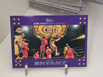 Topps Kobe Bryant Los Angeles Lakers PURPLE