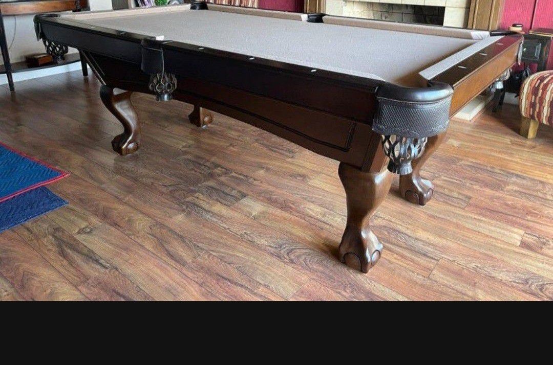 7 Foot Brunswick "Contender" Pool Table Like New, You Choose Felt Color, Delivery And Setup Included 