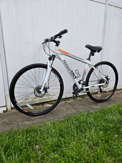 Nishiki Anasazi Hybrid Bike