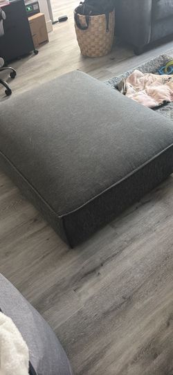 Sofa ottoman
