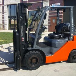 Toyota 5K LB Pneumatic Propane Forklift 