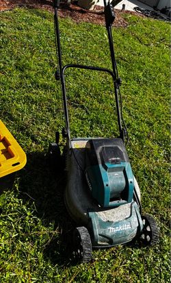 Makita 2x 18V Battery Lawnmower