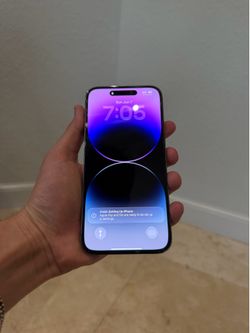 iPhone 14 Pro Max (UNLOCKED)