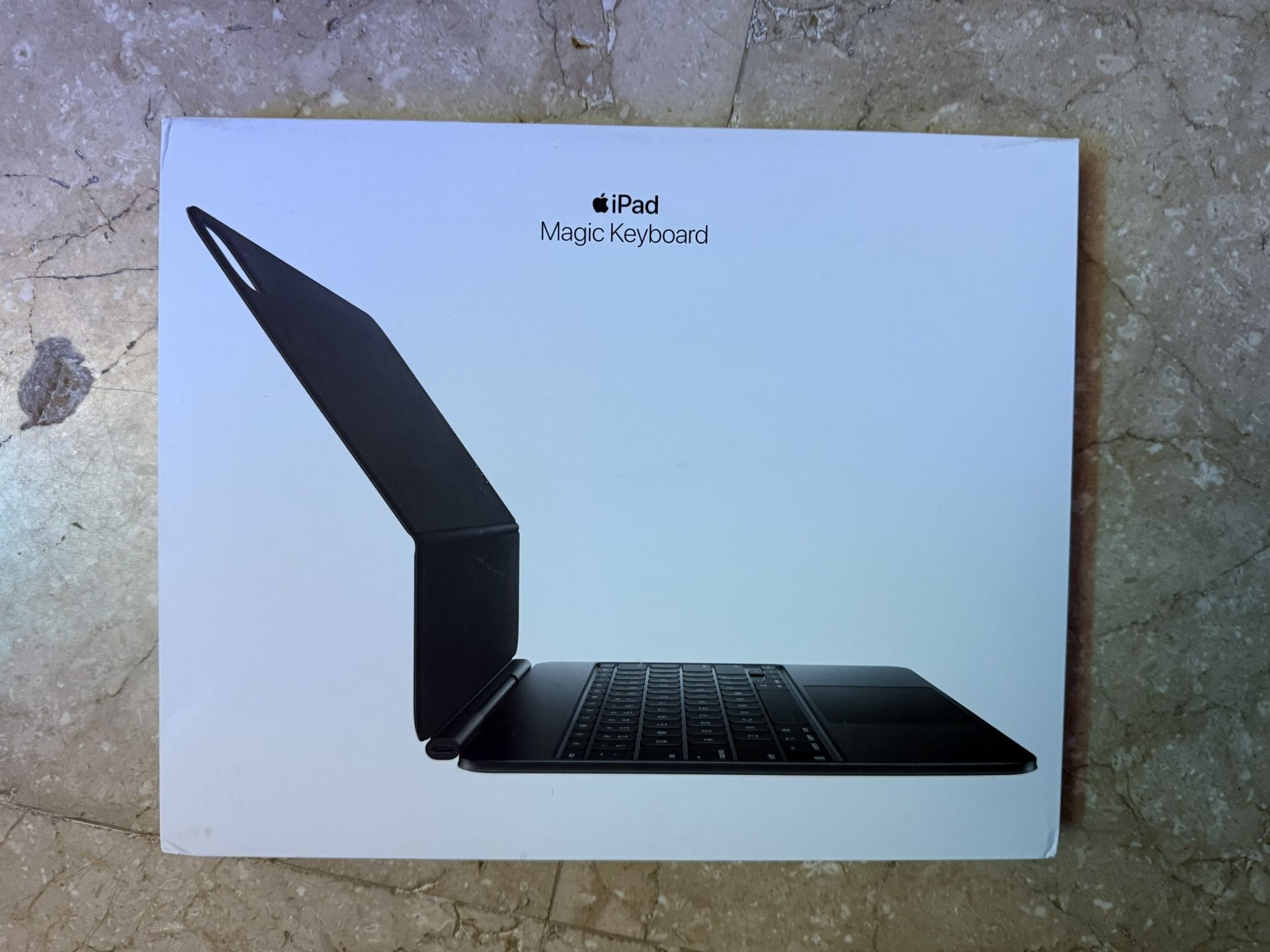 NEW Sealed MWR53LL/A iPad Magic Keyboard Black