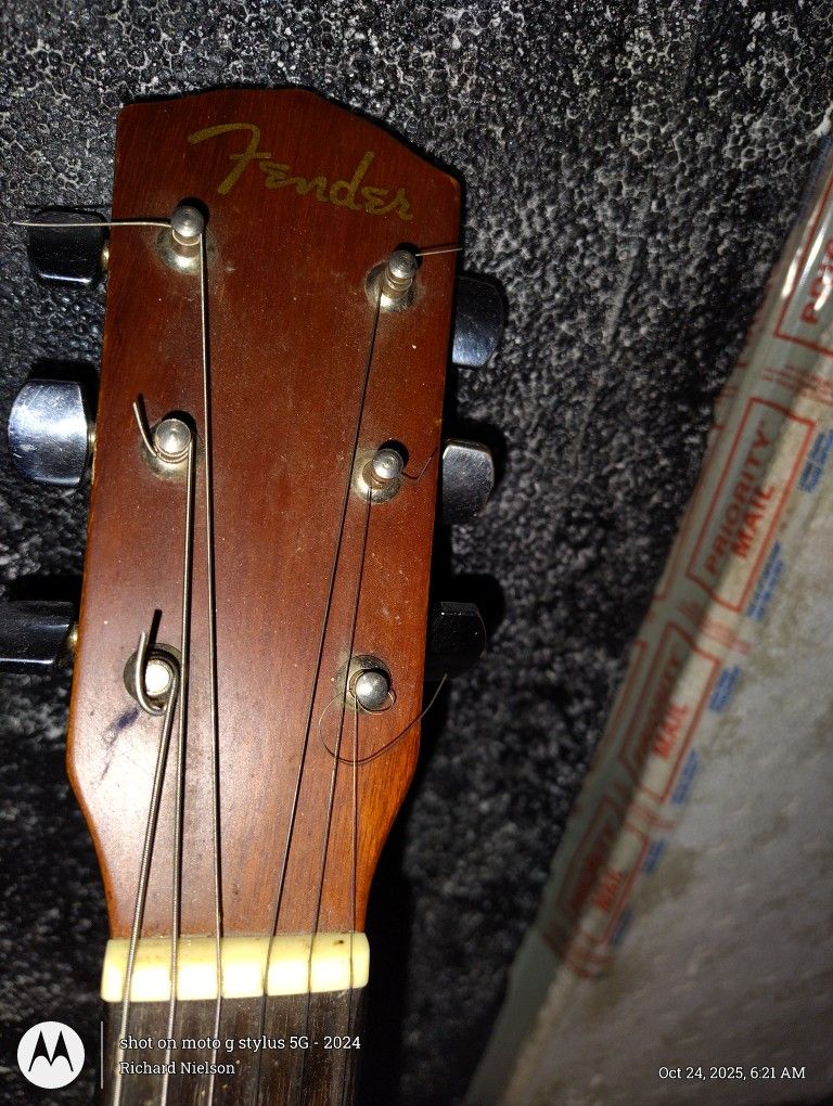 Fender Acoustic Guitar