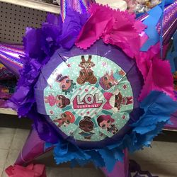 LOL Surprise piñatas