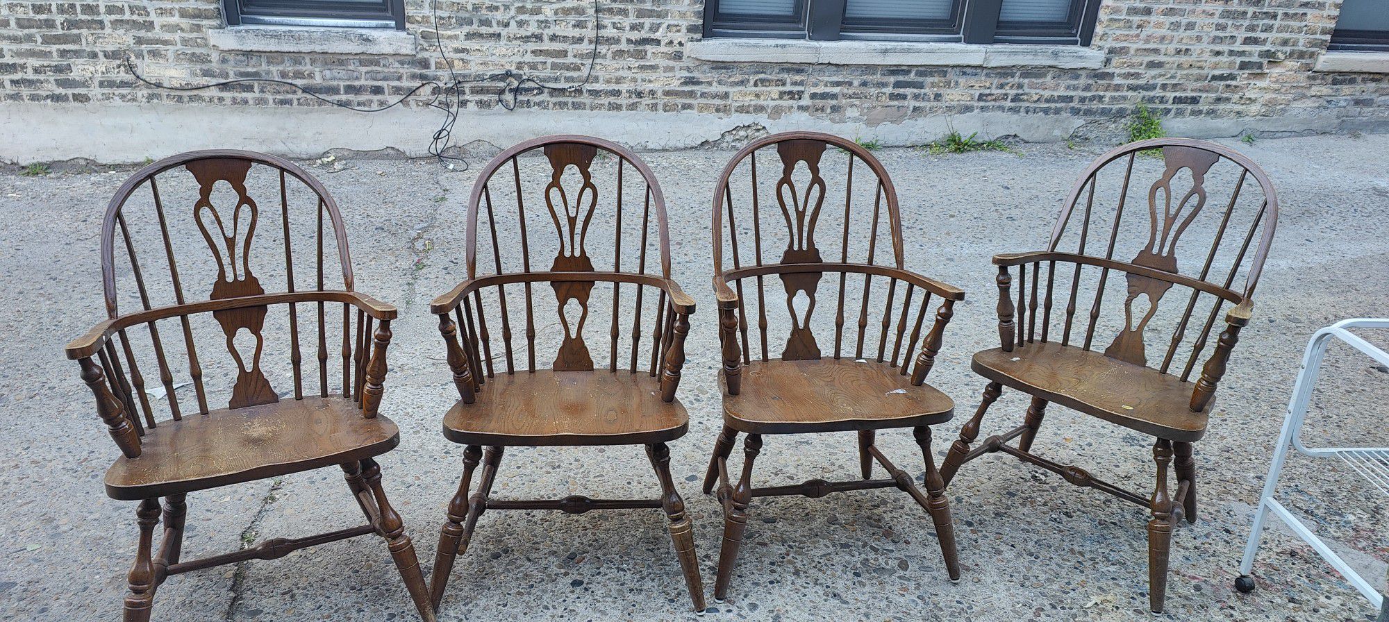 Solid wood dining chairs. Set of 4