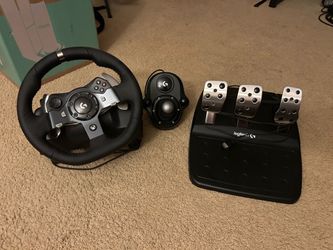 OFFER PENDING - Logitech g920 Wheel, Pedals, and Shifter