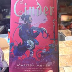 Cinder By Marissa Meyers