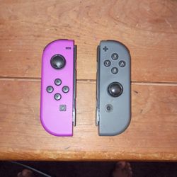 Nintendo Joy Cons With Dock And Charger 