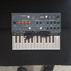 Arturia Microfreak