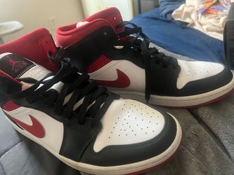 Air Jordan 1 Mid Red Black White Sneakers 9.5 M