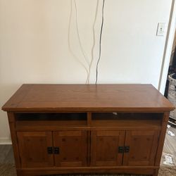 Solid Wood TV Stand / Entertainment Center – Great Condition