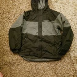Columbia Boys Size 8