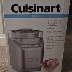 Cuisinart Ice Cream Maker 2-quart