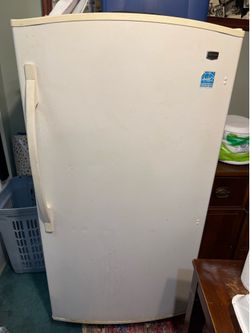 Upright freezer