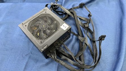 Seasonic SS-650KM 650W fully modular power supply with cables