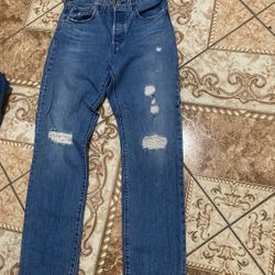 Levi Straight Leg Jeans