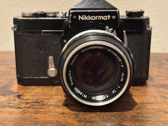 Nikon Nikkormat 