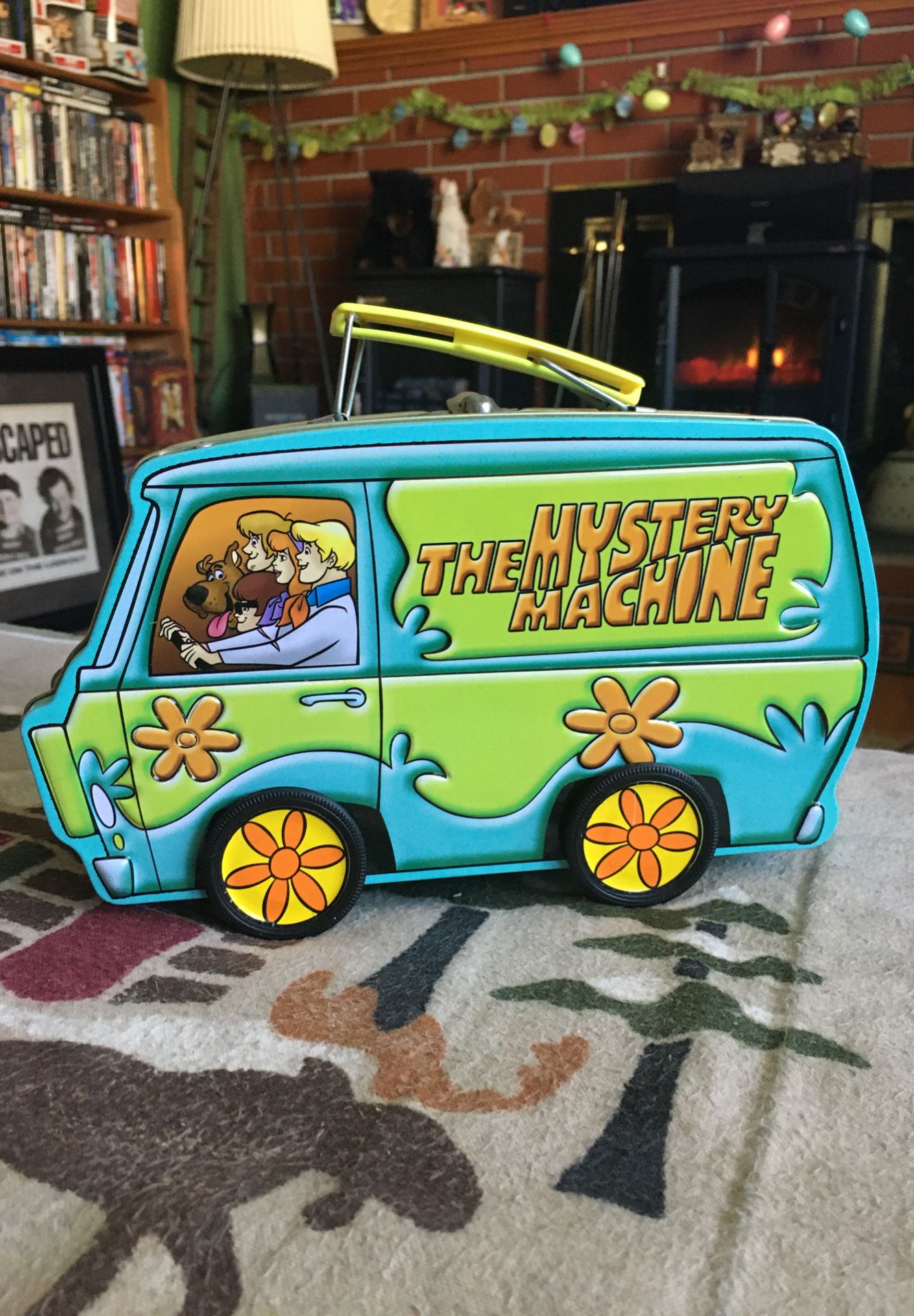 Scooby-Doo The Mystery Machine Vintage 2000 Tin Lunch Box Wheels Spin!