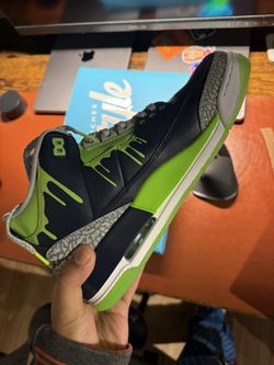 Jordan 3 Retro Doernbecher Hugo M9 / W10.5
