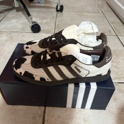 Size 8.5 US Adidas Samba OG Shoes 