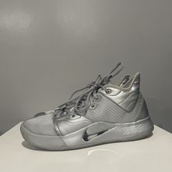 Nike PG 3 NASA size 9