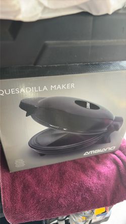 Quesadilla maker