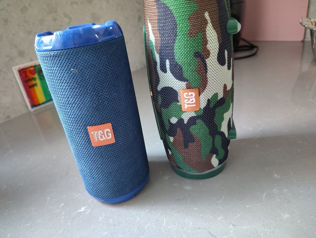 TWO T & G SPEAKERS 💞