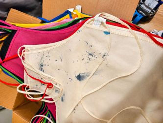 24 Kids Art Aprons / Paint Smocks